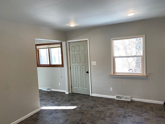 2nd image of 119 Forest Ave