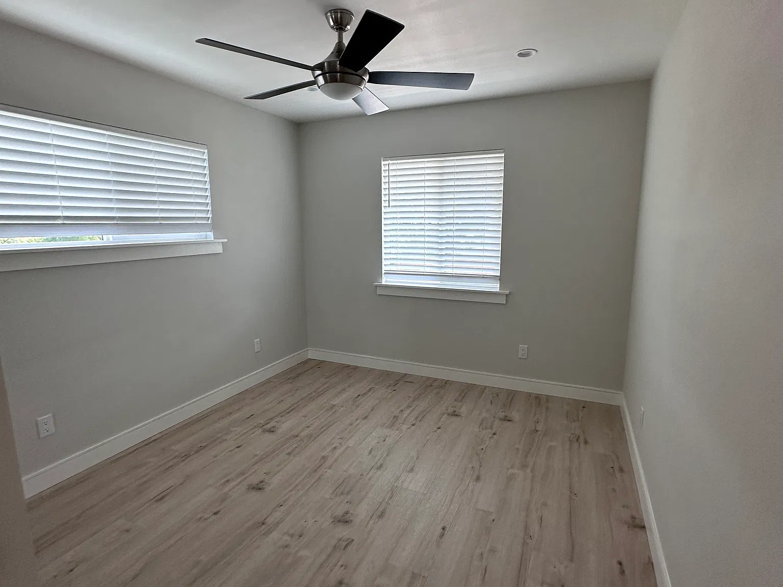 1 bed, 550 sqft, $2,450 — Photo 4