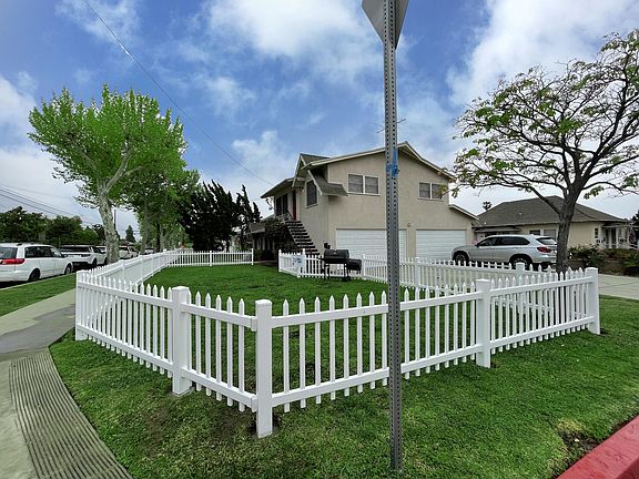 2nd image of 6039 S Magnolia Ave