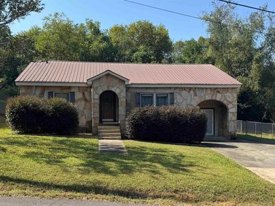 710 1st St E, Fort Payne, AL, 35967