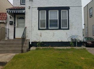 13733 233rd St, Rosedale, NY 11422