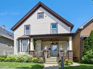 514 E Dover St, Milwaukee, WI 53207
