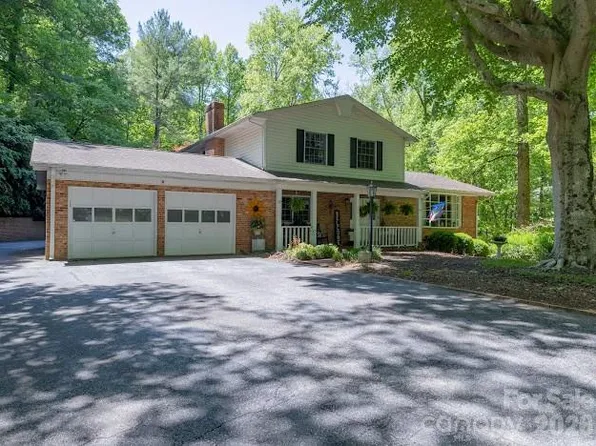 819 Chesterfield Cir SW, Lenoir, NC 28645