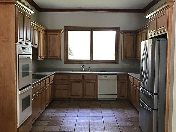 5th image of 6617 Windy Hill Dr