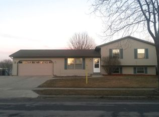 6696 Traveler Trl, Windsor, WI 53598