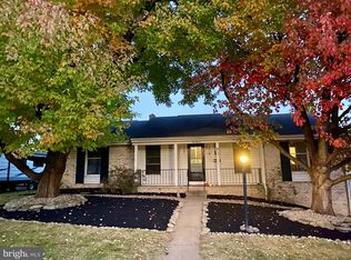 111 Watercress Ln, Elizabethtown, PA 17022