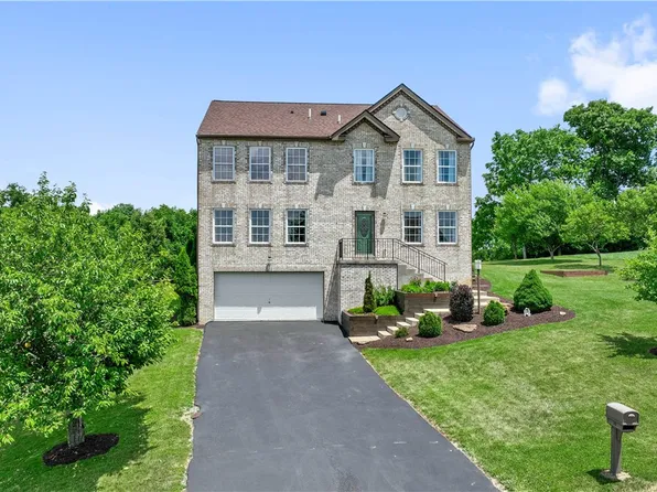 520 Potomac Dr, Washington, PA 15301