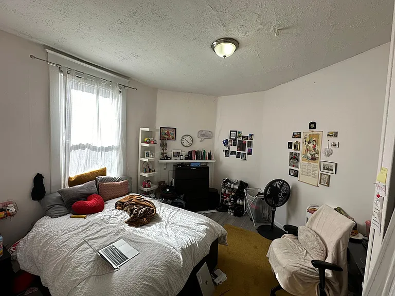 2336 Chickasaw St — Photo 4