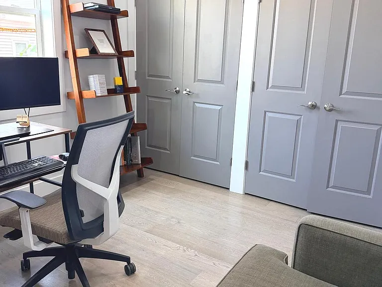 2239 Tasker St — Photo 35