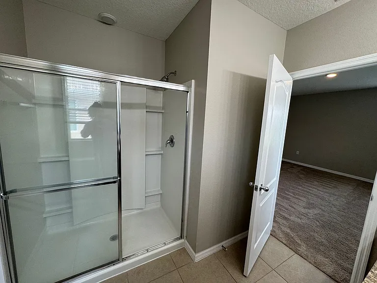 4117 Sophia Blvd — Photo 12