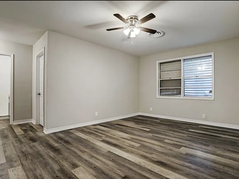 721 Roosevelt St — Photo 2