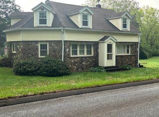 377 Little Meadow Rd, Guilford, CT 06437