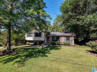 1162 Mountain Oaks Dr, Birmingham, AL 35226