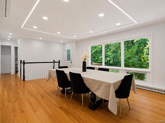 4th image of 59 Smith Hill Road