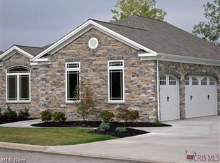 9700 Springfield Rd #6, Poland, OH 44514