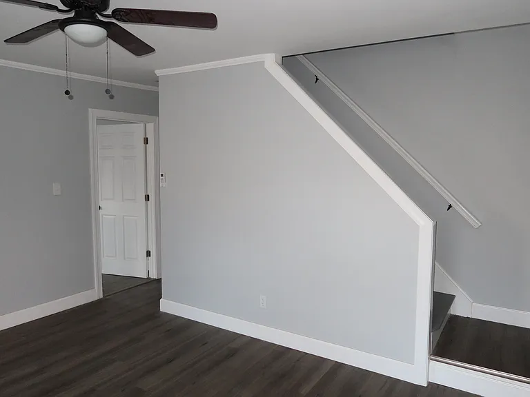 61 E Phillips St #B — Photo 6