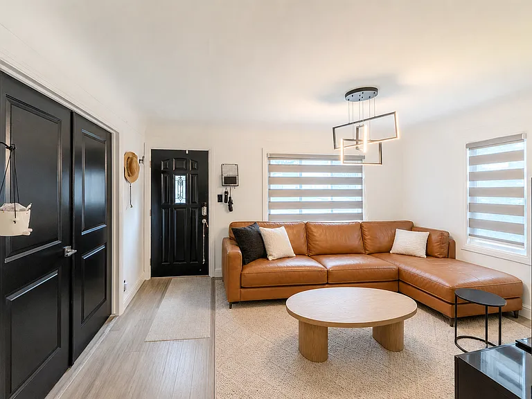 1328 McLean Ave — Photo 5