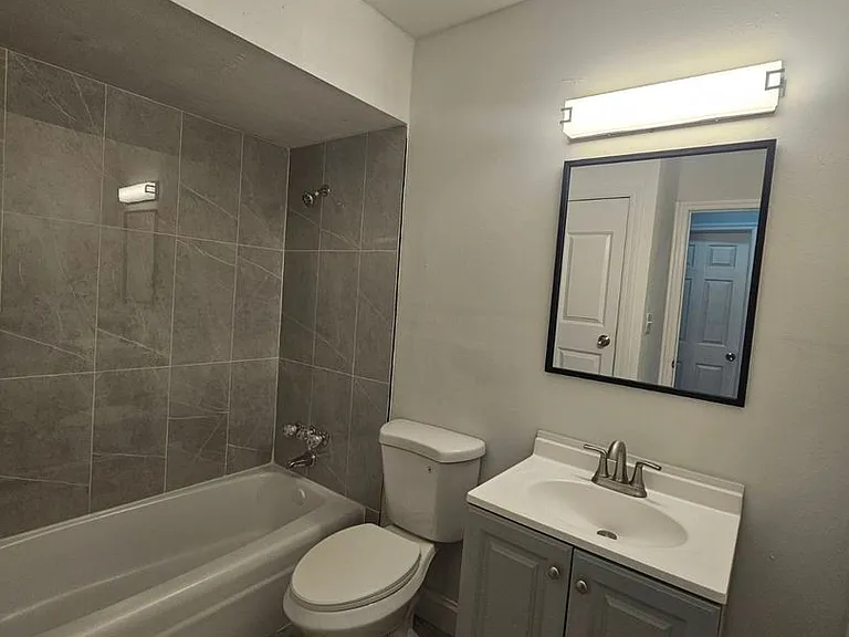 7602 W Powhatan Ave — Photo 16