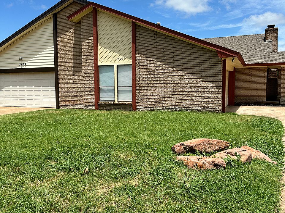 1st image of 2627 Silvertree Dr #2627