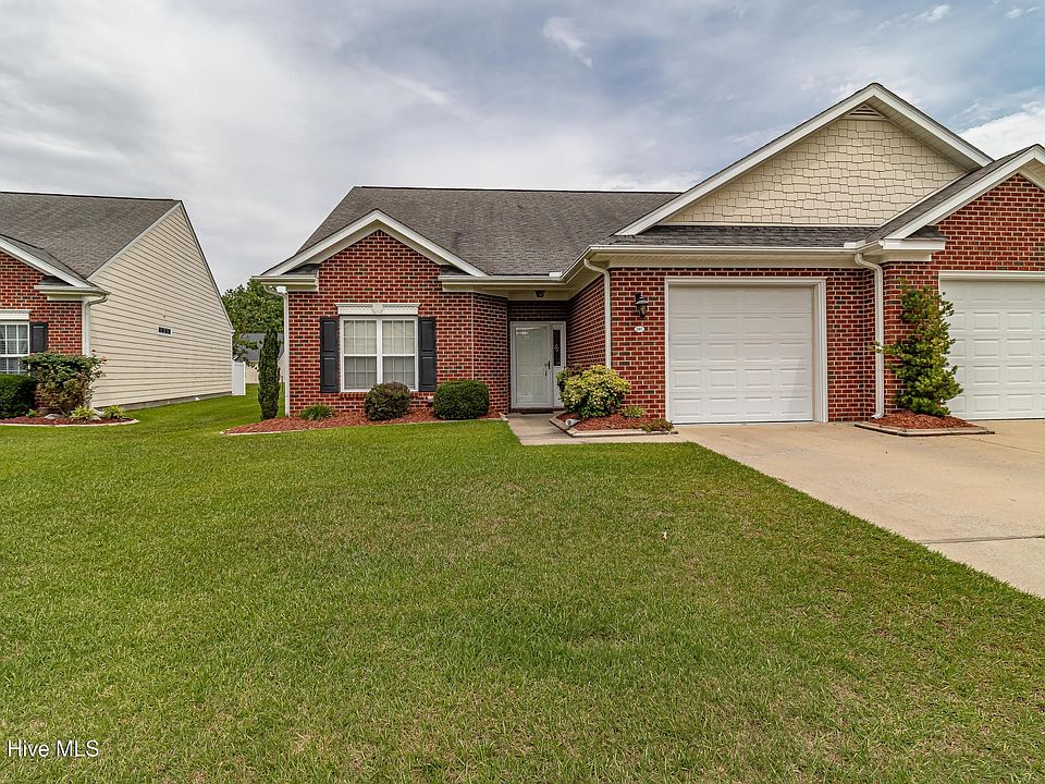 1st image of 105 Oxford Drive