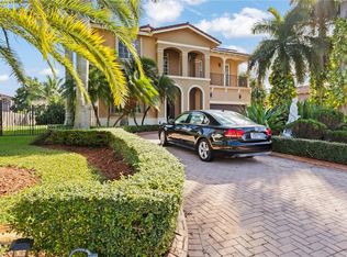 19765 SW 130th Ave, Miami, FL 33177