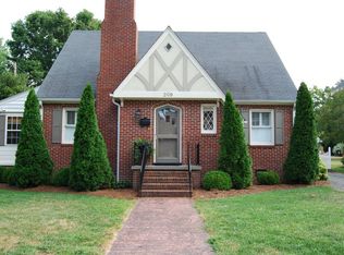 209 Plummer St, Warrenton, NC 27589
