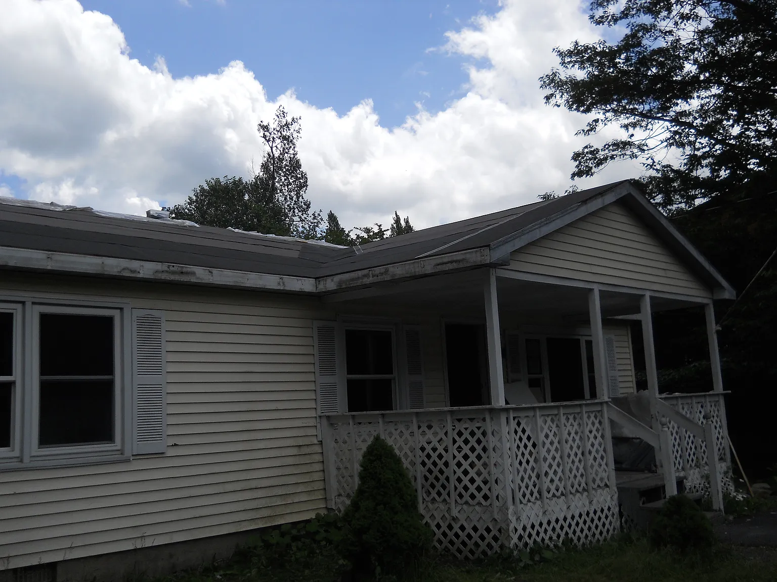 217 Greenbriar Cir photo 1