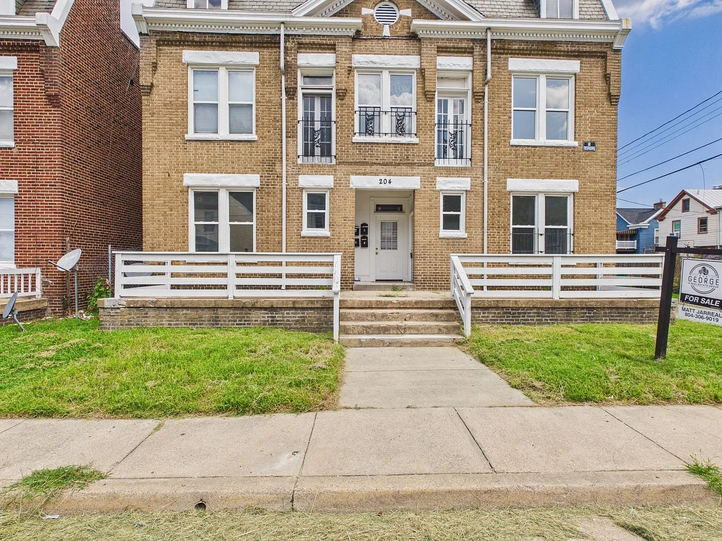 3 bed, 1.0 bath, 1275 sqft, $1,600 — Photo 2