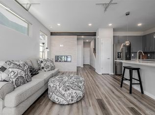 Pinehurst Terrace, Lakewood, CO 80235