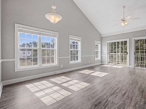 5th image of 5054 Belleglen Ct. #201