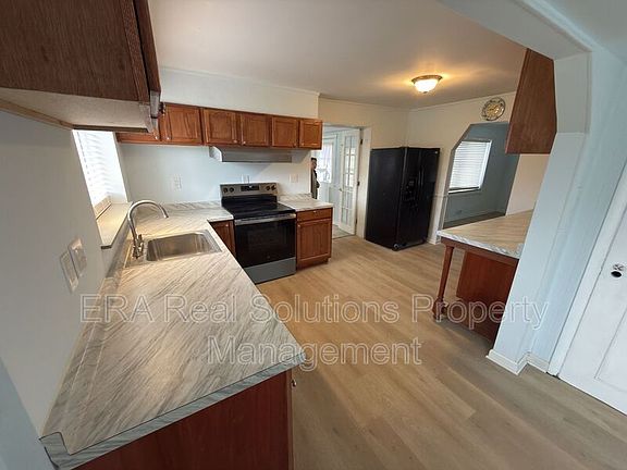 5th image of 7723 W Chester Rd
