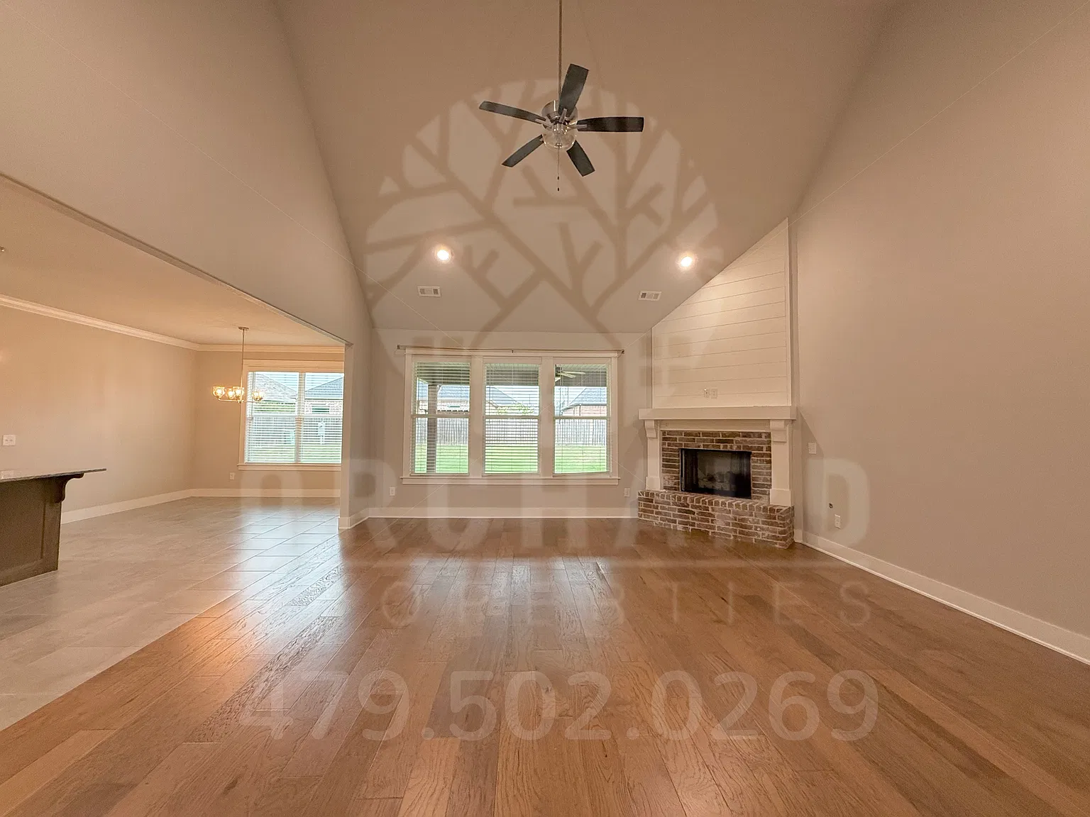 5 bed, 2518 sqft, $2,500 — Photo 3