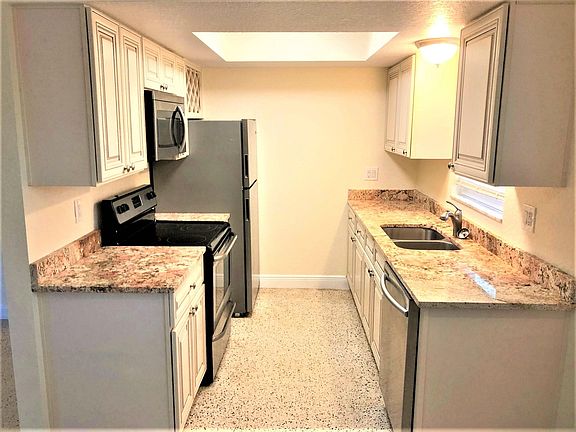 3rd image of 4200 1st St N #6