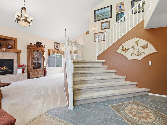 5th image of 2092 Town And Country Dr