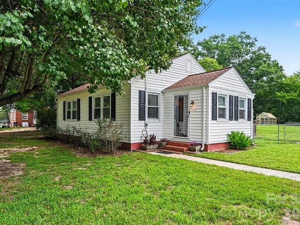 1599 Hillcrest Ave, Lancaster, SC 29720