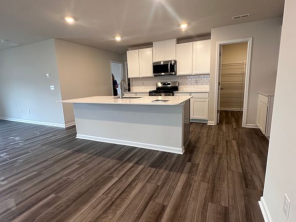 2nd image of 13219 Hampton Bay Ln #80