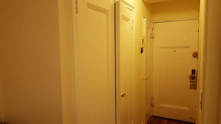 Rented by Steven Corcoran Real Estate | media 8