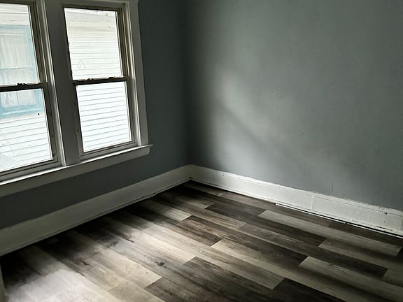 3rd image of 9610 Pierpont Ave #U