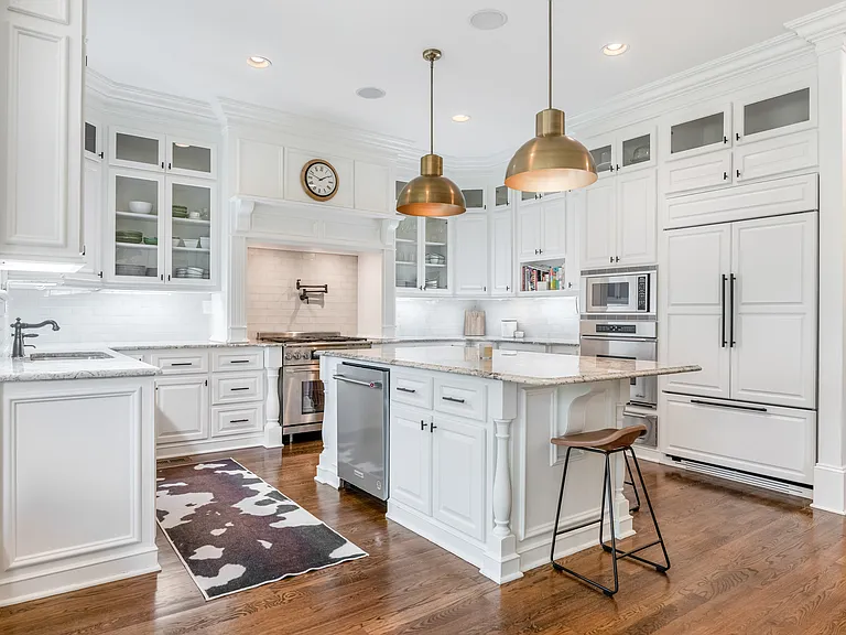 5910 Saint John Ln — Photo 16