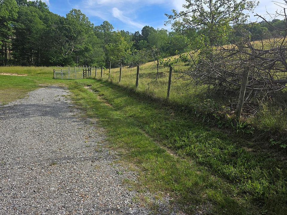 41st image of 1097 Mount Zion Rd