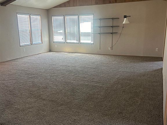 4th image of 5605 Pearl Dr