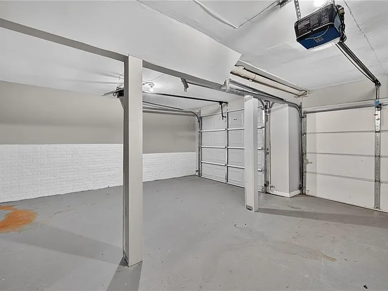 226 High Creek Dr — Photo 16