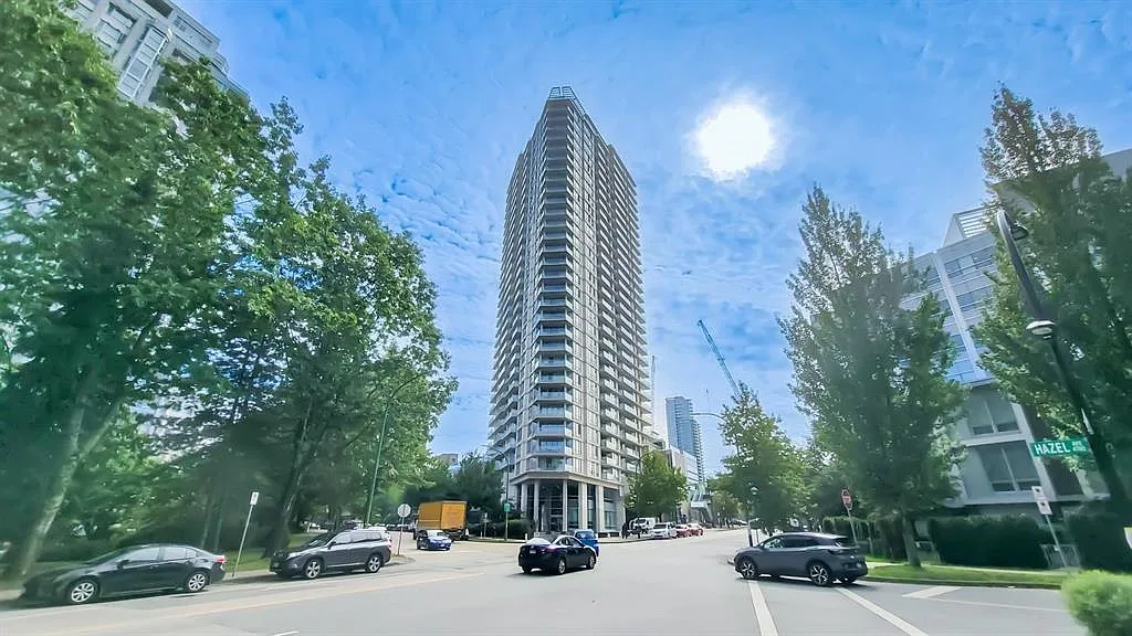 Photo 1 of 17 - 4808 Hazel St #705 - Burnaby, BC Primary Photo - 4808 Hazel St #705
