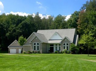 1348 Cleland Mill Rd, New Castle, PA 16102