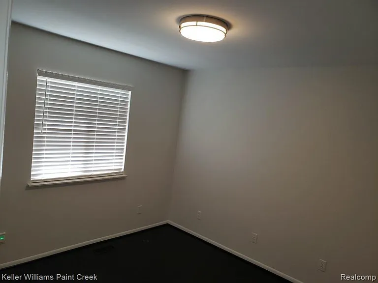 3136 Kilmer Dr — Photo 33