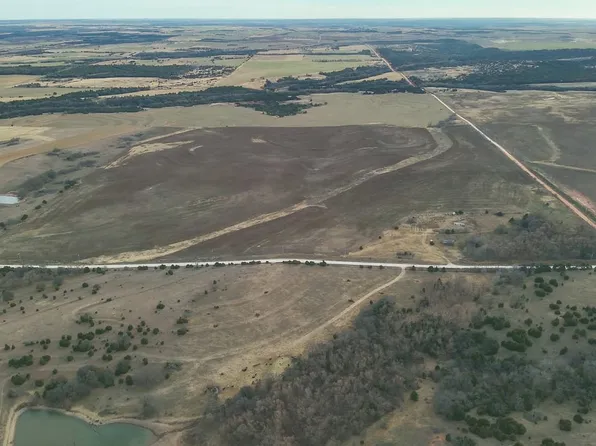 Michigan Ave, Oakwood, OK 73658