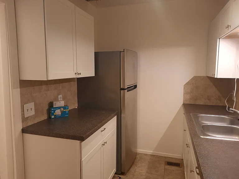 512 Phoenix Ave — Photo 43