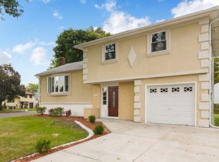 2440 Brentwood Rd, Union, NJ 07083