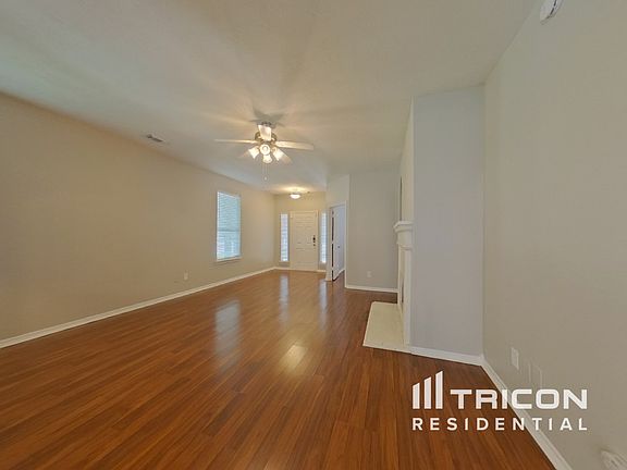 2nd image of 28818 Hidden Cove Dr