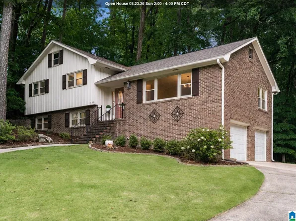 1505 Blind Brook Ln, Vestavia Hills, AL 35216